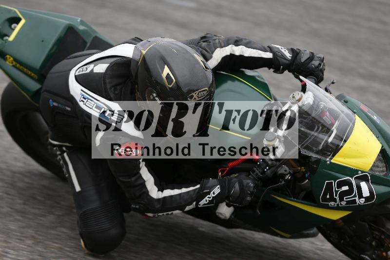 /Archiv-2025/08 20.04.2025 Speer Racing ADR/Gruppe rot/420